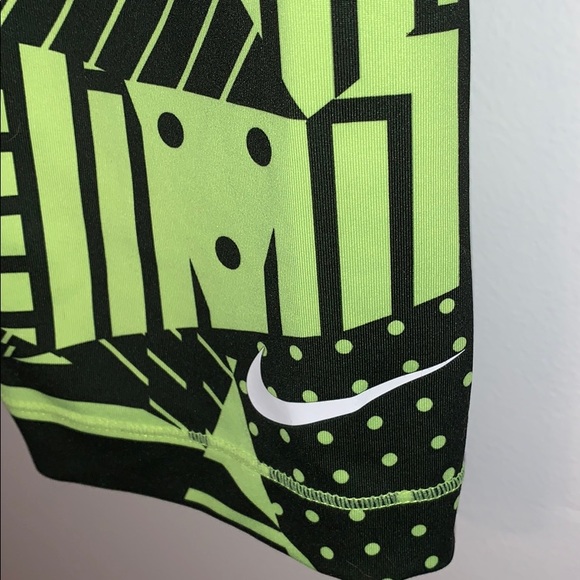 Nike pro workout neon capris size small - Picture 2 of 6